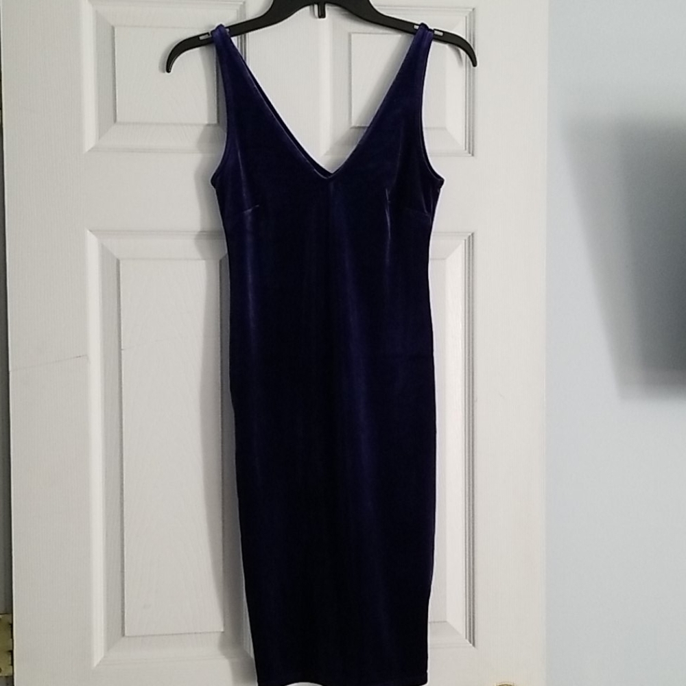 Velvet form fitting dress